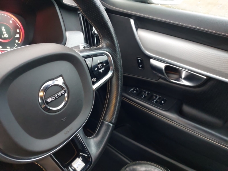 Used Volvo S90 2019 for sale - 76911651: Photo 10