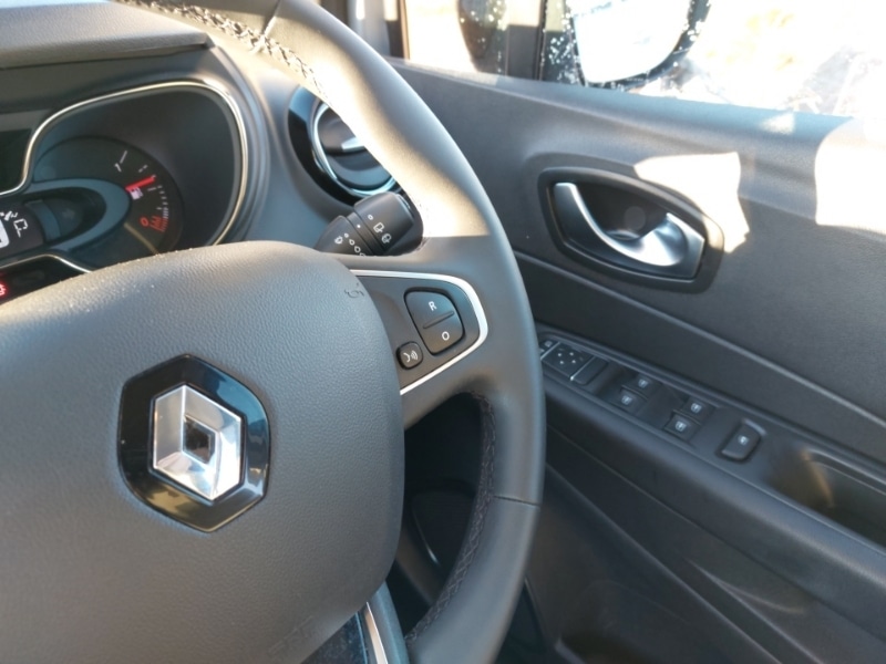 Used Renault Captur 2019 for sale - 76533202: Photo 10