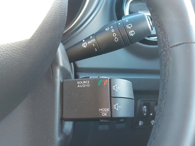 Used Renault Captur 2019 for sale - 76533202: Photo 17