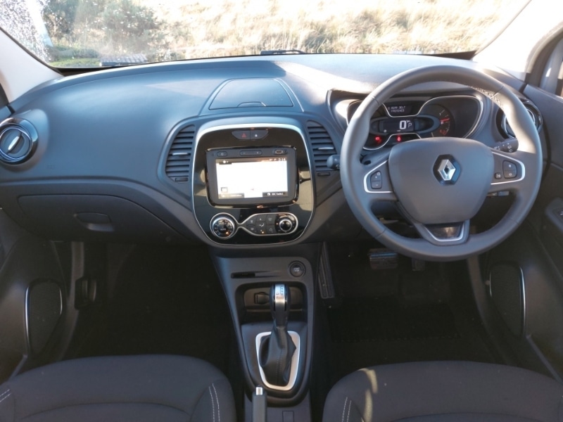 Used Renault Captur 2019 for sale - 76533202: Photo 2