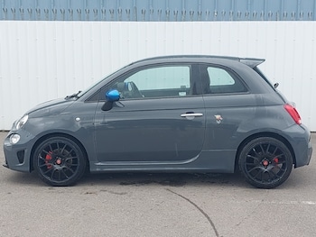 Used Abarth 595 2021 for sale - 78940808: Photo