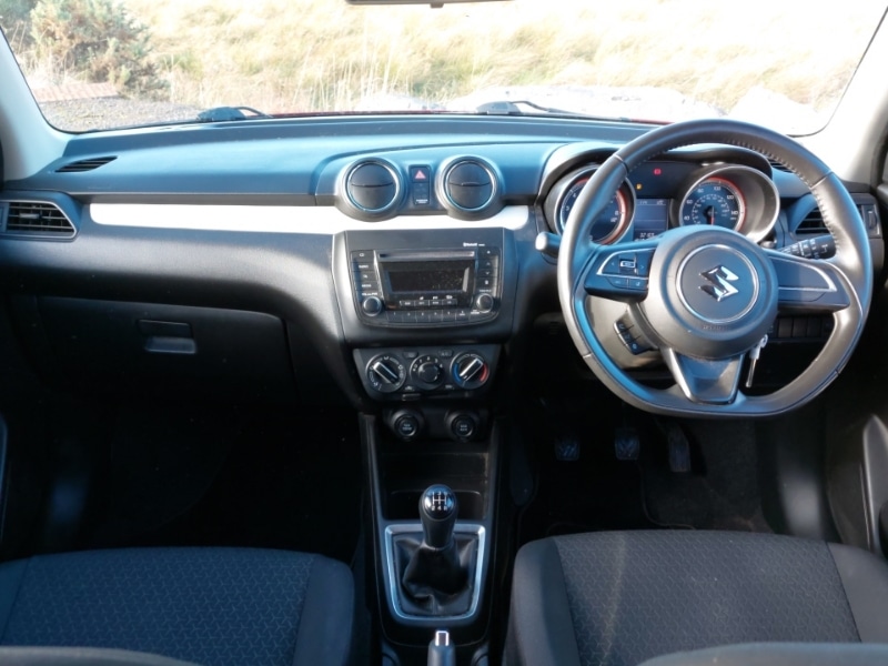 Used Suzuki Swift 2019 for sale - 76471436: Photo 2