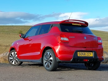 Used Suzuki Swift 2019 for sale - 76471436: Photo