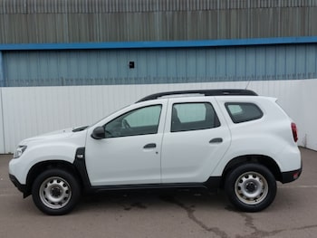 Used Dacia Duster 2023 for sale - 79447368: Photo
