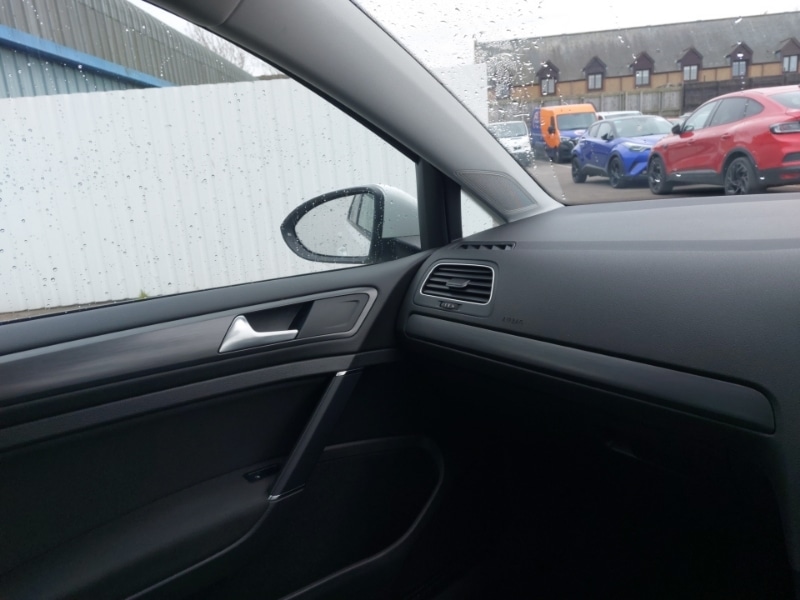 Used Volkswagen Golf 2020 for sale - 77992574: Photo 16