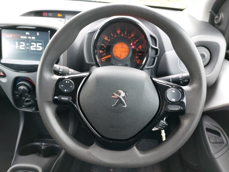 Used Peugeot 108 2018 for sale - 76893807: Photo 7