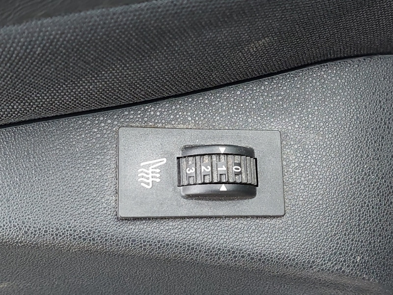 Used Peugeot 208 2017 for sale - 77454011: Photo 13