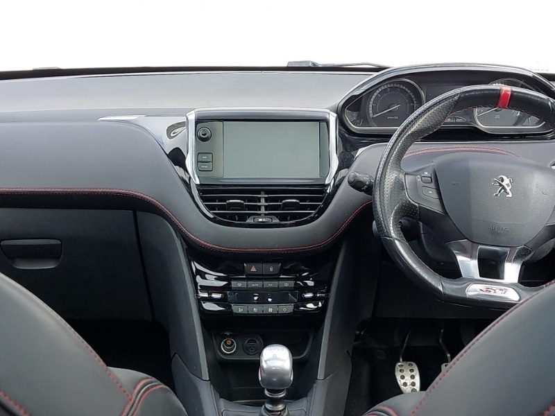 Used Peugeot 208 2017 for sale - 77454011: Photo 2