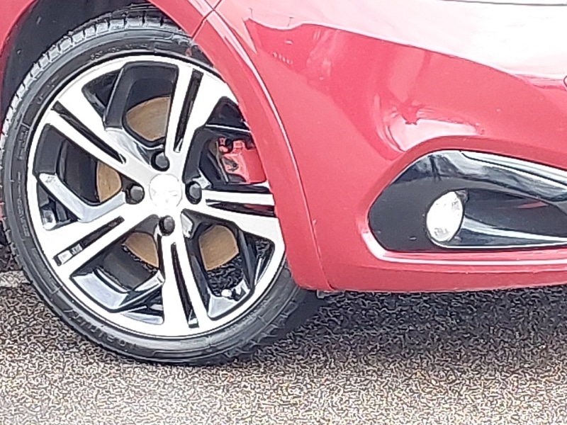 Used Peugeot 208 2017 for sale - 77454011: Photo 9