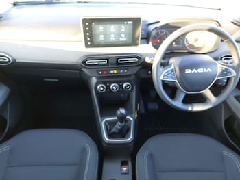 Used Dacia Jogger 2024 for sale - 77234987: Photo