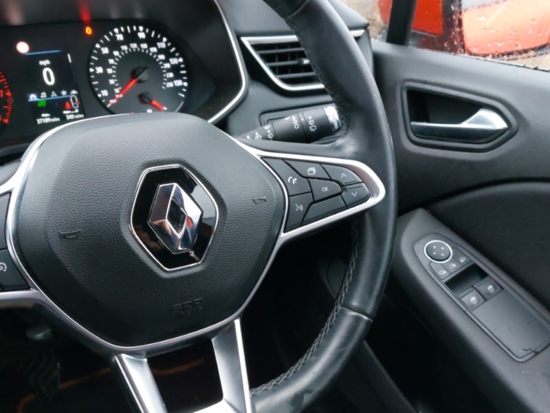 Used Renault Clio 2020 for sale - 76369808: Photo 10