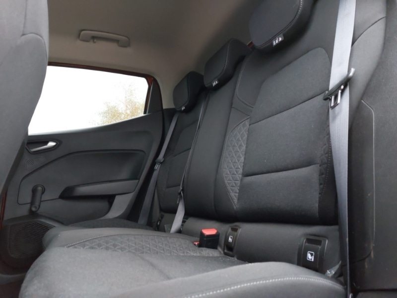 Used Renault Clio 2020 for sale - 76369808: Photo 6