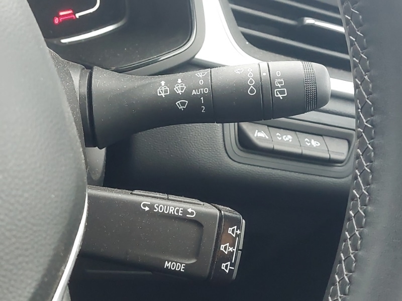 Used Renault Captur 2024 for sale - 77165247: Photo 17