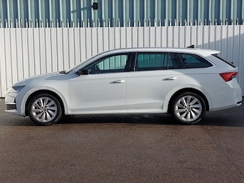 Used Skoda Octavia 2024 for sale - 78446875: Photo