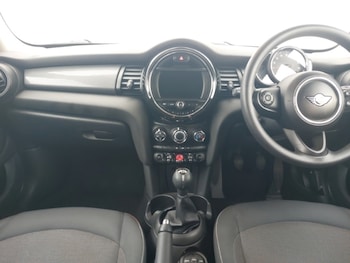 Used MINI Hatch 2020 for sale - 78253033: Photo