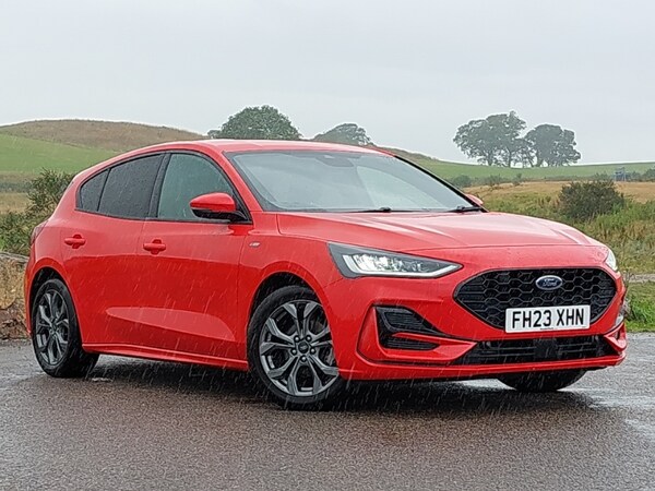 Used Ford Focus 2023 for sale - 75767883: Photo 1
