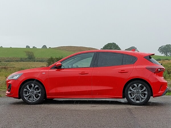 Used Ford Focus 2023 for sale - 75767883: Photo 4