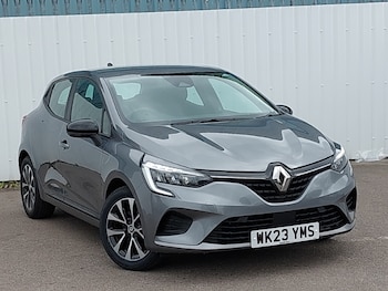Used Renault Clio 2023 for sale - 79243052: Photo