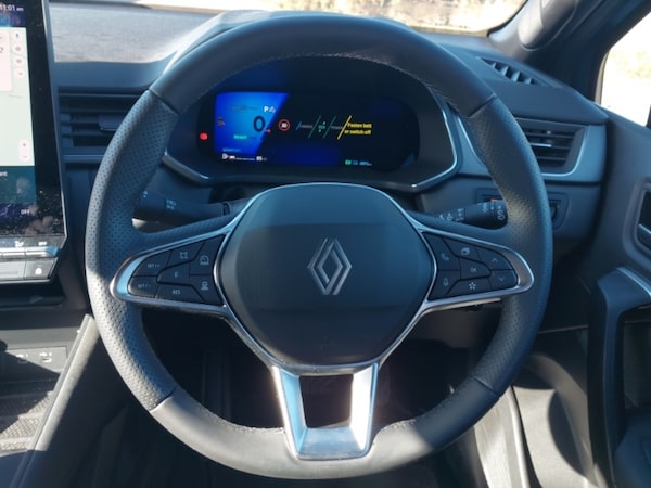 Used Renault Other 2024 for sale - 76052727: Photo 10