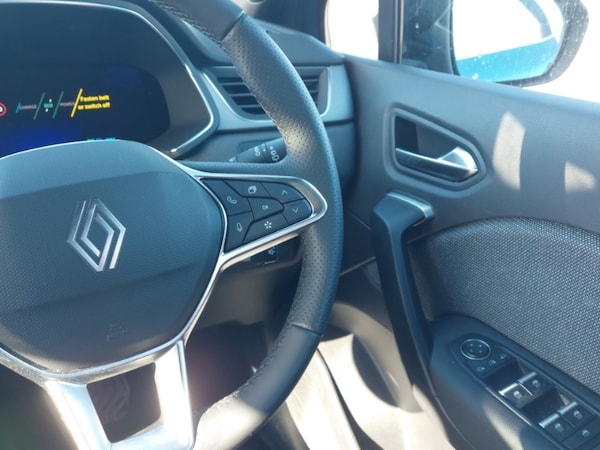 Used Renault Other 2024 for sale - 76052727: Photo 11