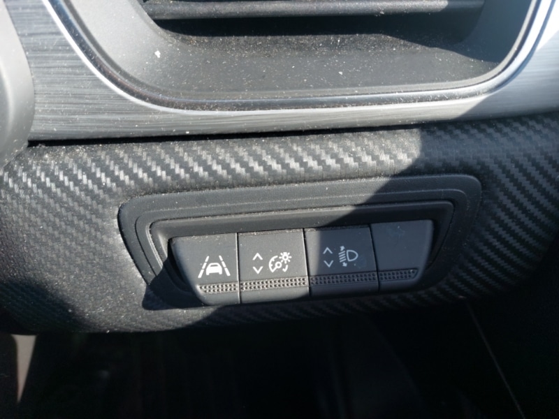 Used Renault Captur 2022 for sale - 77119100: Photo 12