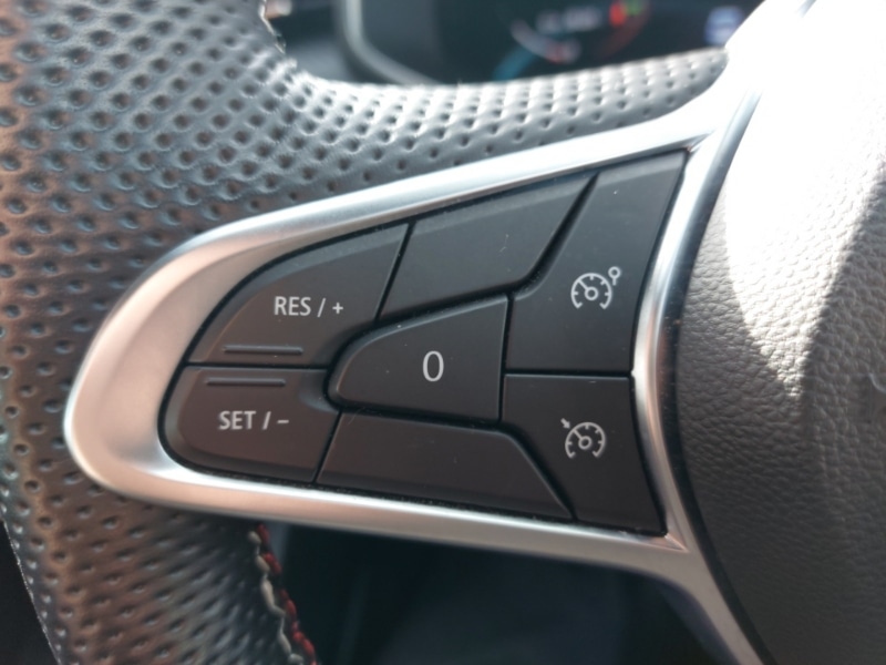 Used Renault Clio 2023 for sale - 77751527: Photo 14