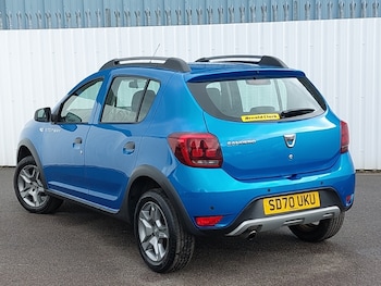 Used Dacia Sandero Stepway 2020 for sale - 78600371: Photo
