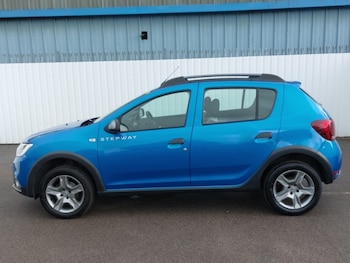 Used Dacia Sandero Stepway 2020 for sale - 78600371: Photo