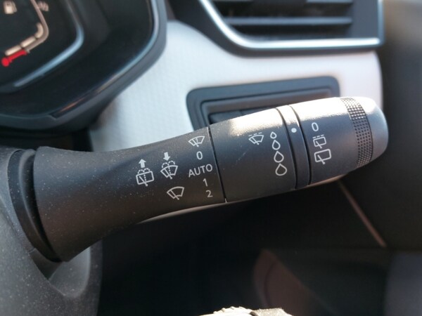 Used Renault Clio 2021 for sale - 76208523: Photo 16