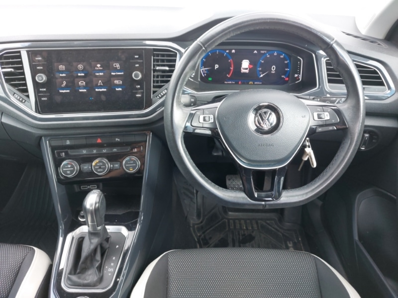 Used Volkswagen T-Roc 2018 for sale - 76130115: Photo 7