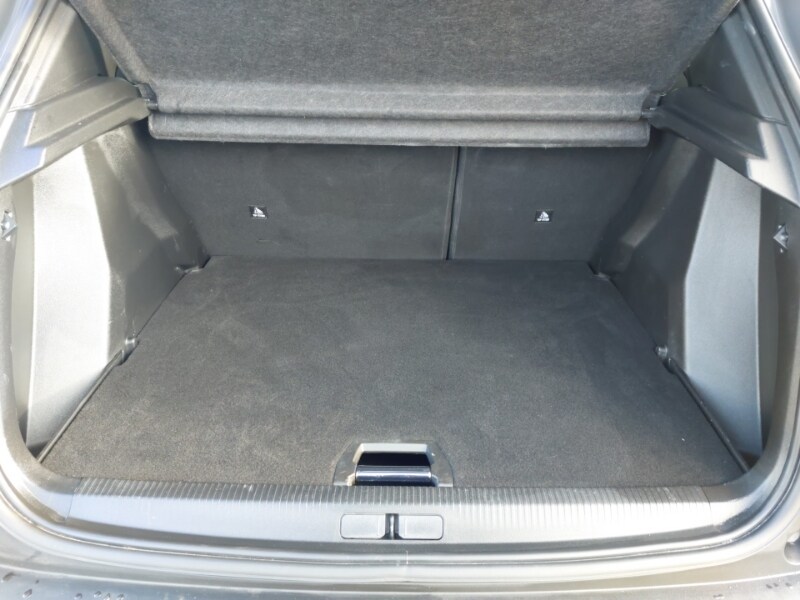 Used Peugeot 2008 2023 for sale - 77580386: Photo 8