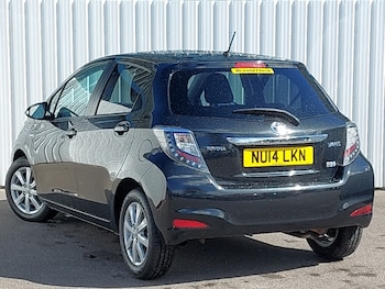 Used Toyota Yaris 2014 for sale - 78225098: Photo