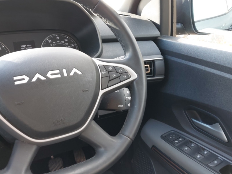 Used Dacia Sandero Stepway 2023 for sale - 76165937: Photo 11