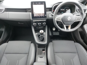 Used Renault Clio 2026 for sale - 79420595: Photo