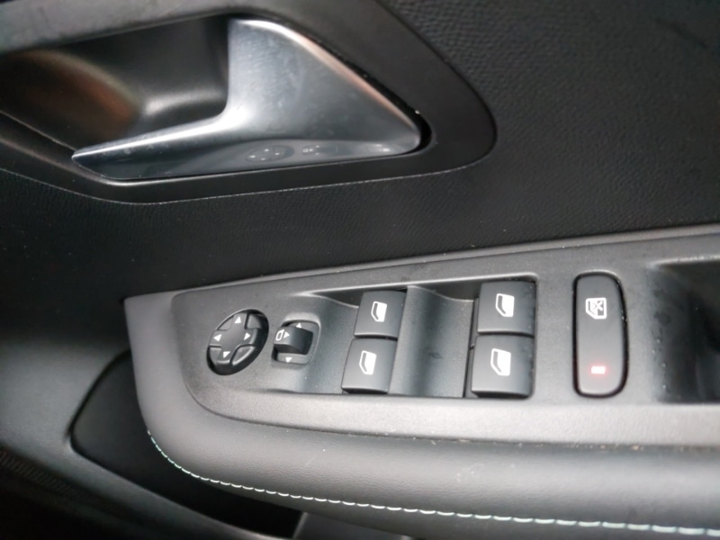 Used Peugeot 208 2022 for sale - 77160341: Photo 13