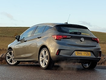Used Vauxhall Astra 2017 for sale - 76644011: Photo