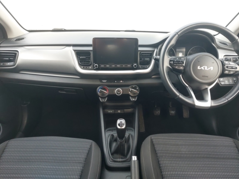 Used Kia Stonic 2021 for sale - 77183357: Photo 2