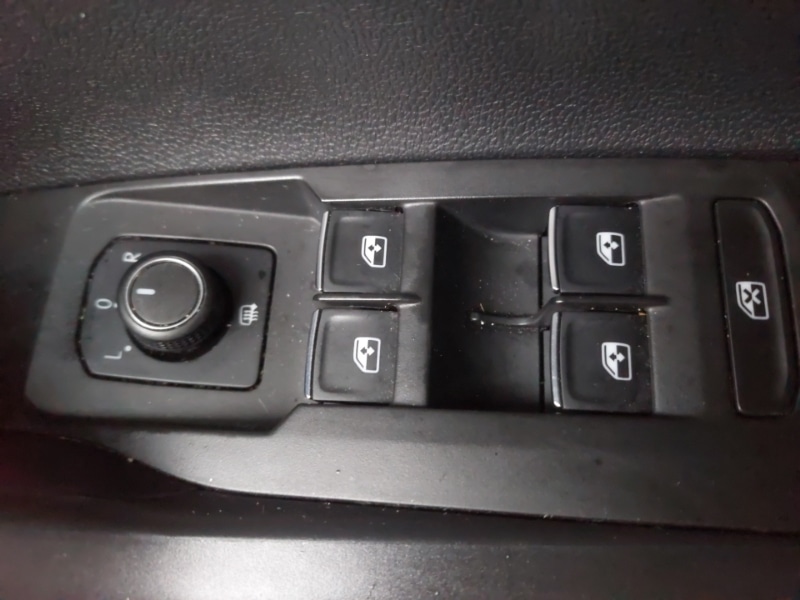 Used Volkswagen Polo 2018 for sale - 77329912: Photo 12