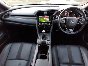 Used Honda Civic 2020 for sale - 76656581: Photo