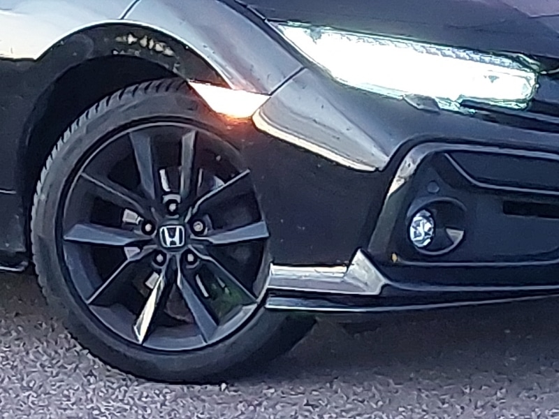 Used Honda Civic 2020 for sale - 76656581: Photo 9