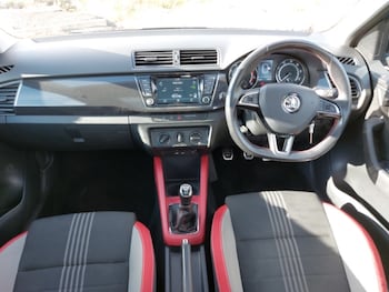 Used Skoda Fabia 2018 for sale - 76325801: Photo