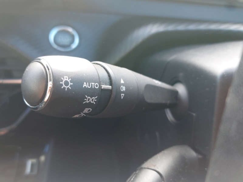 Used Peugeot 208 2021 for sale - 78093950: Photo 16