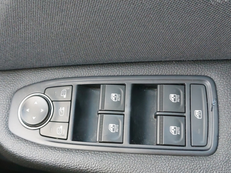 Used Renault Clio 2025 for sale - 77160337: Photo 13