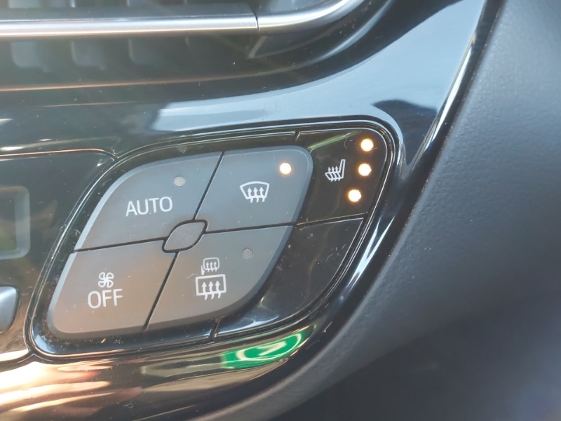 Used Toyota C-HR 2019 for sale - 77669884: Photo 19