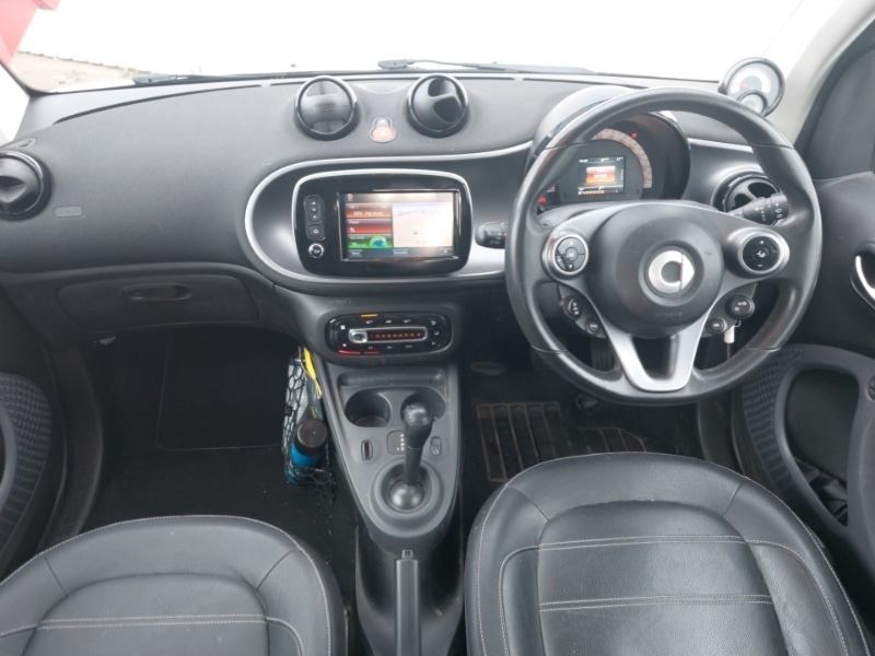 Used smart fortwo 2018 for sale - 76564219: Photo 2