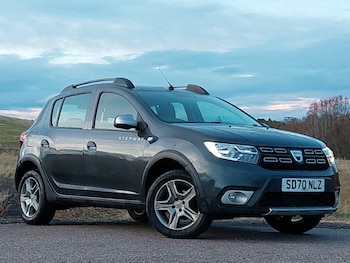Used Dacia Sandero Stepway 2020 for sale - 76456156: Photo