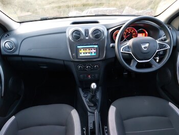 Used Dacia Sandero Stepway 2020 for sale - 76456156: Photo