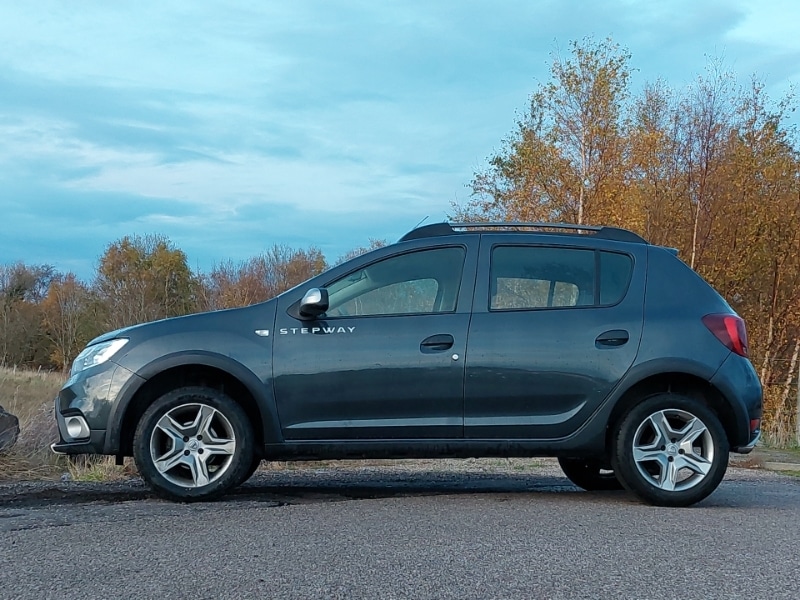 Used Dacia Sandero Stepway 2020 for sale - 76456156: Photo 4