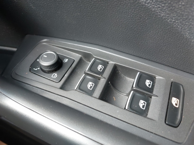 Used Volkswagen T-Roc 2019 for sale - 77889572: Photo 12