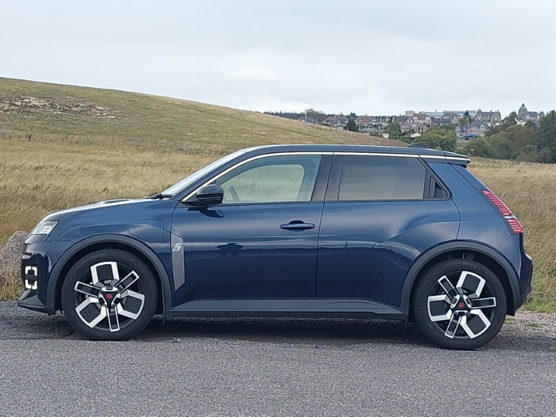 Used Renault 5 2025 for sale - 76169749: Photo 4